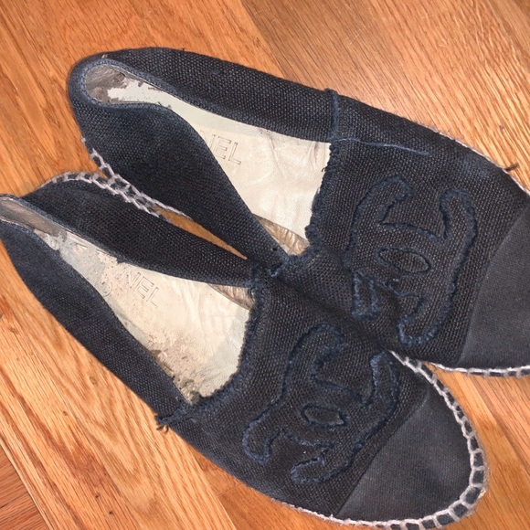 CHANEL Shoes - Chanel Espadrilles 🥿 CHANEL Shoes - Chanel Espadrilles 🥿
